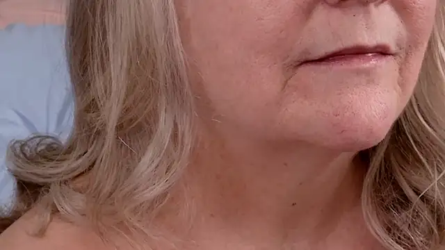 Snapshot of Kaitlyn_Winters chatting on 02-18-26, 08:05 Kaitlyn Winters online show from 02-18-26, 08:05