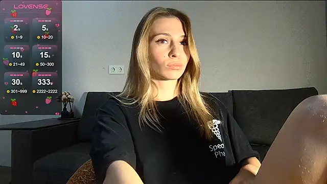 LovelyKatea online show from 12-05-24, 02:22