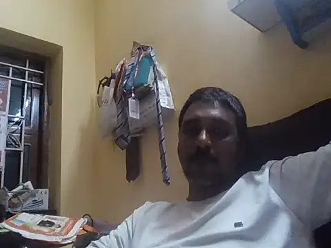 Snapshot of divakar2022 chatting on 10-06-25, 05:10 divakar2022 online show from 10-06-25, 05:10