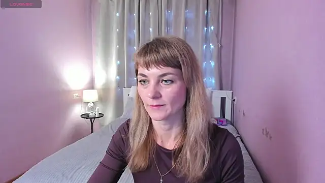 annasimonsj online show from 05-21-26, 01:01