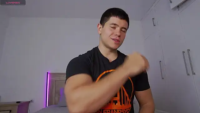 Arilas  online show from 02-12-26, 08:31