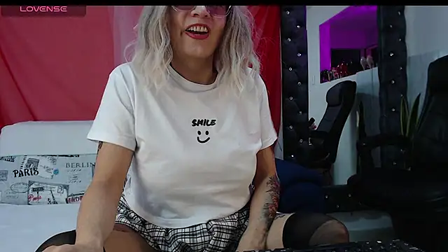 kimberlybirdx online show from 11-11-25, 05:35