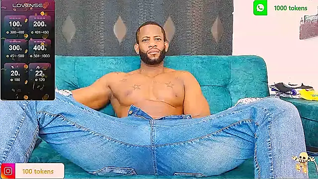 Snapshot of marcell_22cm chatting on 12-21-25, 04:30 marcell 22cm online show from 12-21-25, 04:30