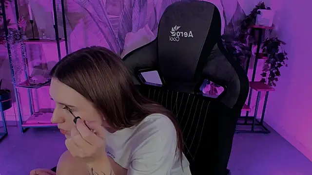 JennyDens online show from 02-28-25, 02:31