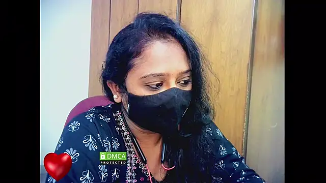 sexynayan23 online show from 09-27-25, 06:02