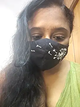 sexynayan23 online show from 10-29-25, 05:31