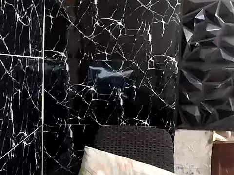 Snapshot of MissKeanna chatting on 02-05-25, 07:53 MissKeanna online show from 02-05-25, 07:53