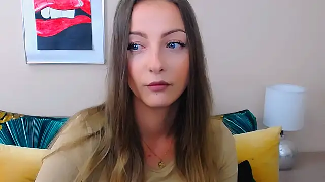 Snapshot of NatalieSexy chatting on 05-05-26, 06:10 NatalieSexy online show from 05-05-26, 06:10