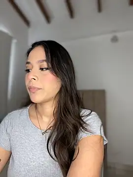 Little Amber6 online show from 11-02-25, 08:00