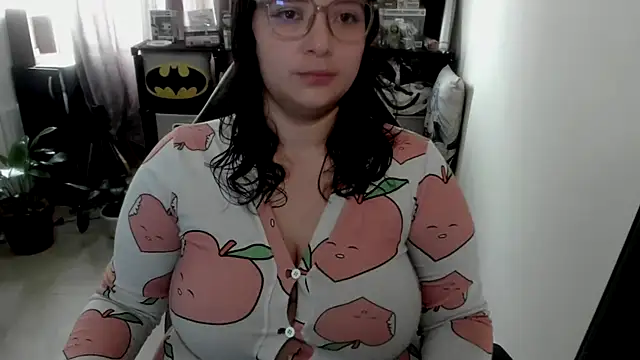 Snapshot of aika-dreams chatting on 04-24-26, 02:08 aika-dreams online show from 04-24-26, 02:08