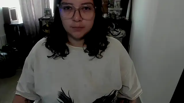 Snapshot of aika-dreams chatting on 04-26-26, 12:14 aika-dreams online show from 04-26-26, 12:14