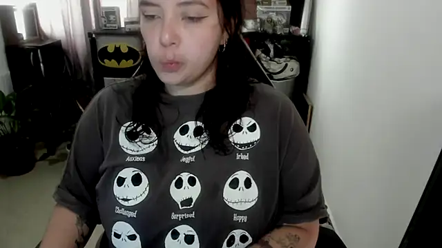 Snapshot of aika-dreams chatting on 05-07-26, 02:00 aika-dreams online show from 05-07-26, 02:00
