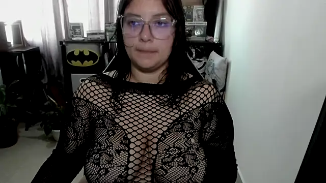 Snapshot of aika-dreams chatting on 05-15-26, 01:40 aika-dreams online show from 05-15-26, 01:40