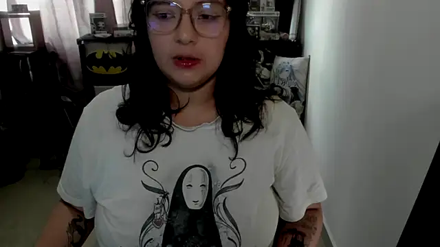 Snapshot of aika-dreams chatting on 05-31-26, 03:30 aika-dreams online show from 05-31-26, 03:30