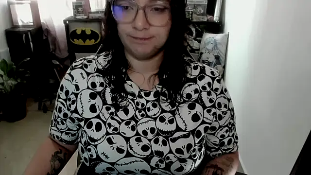 Snapshot of aika-dreams chatting on 06-03-26, 02:33 aika-dreams online show from 06-03-26, 02:33