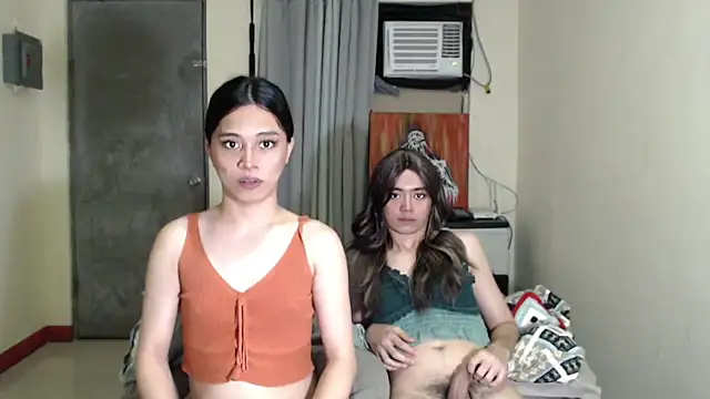 Snapshot of Urworldclasstrans chatting on 09-12-25, 11:43 Urworldclasstrans online show from 09-12-25, 11:43