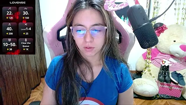 Maggie Fox3 online show from 02-12-25, 01:30