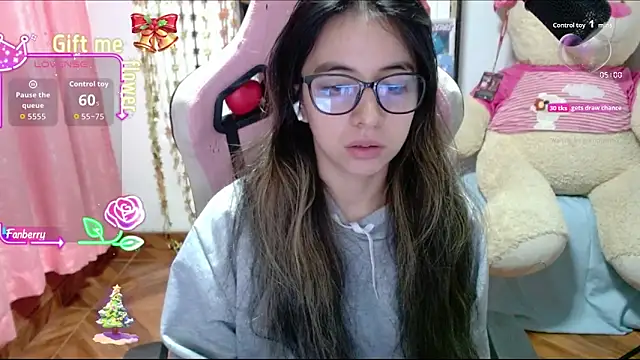 Maggie Fox3 online show from 11-11-25, 12:21