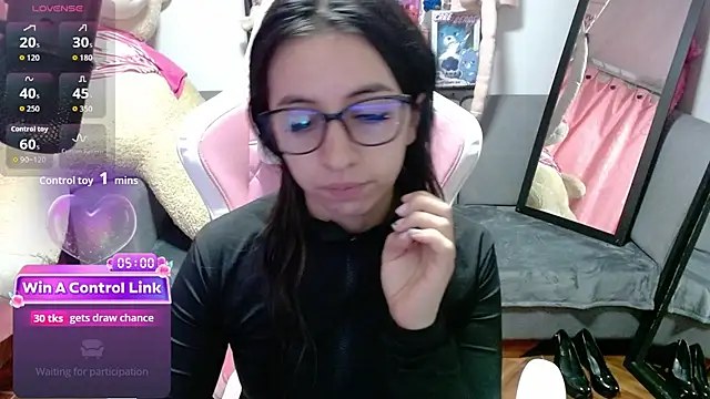 Maggie Fox3 online show from 03-18-26, 03:09