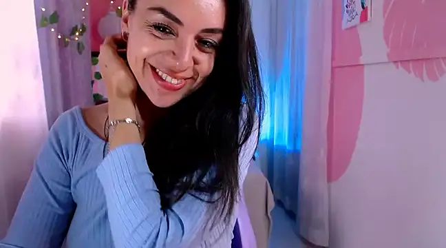 Snapshot of LATINGODDESS_X chatting on 02-13-25, 09:38 LATINGODDESS X online show from 02-13-25, 09:38