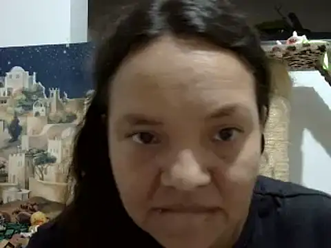 Snapshot of ElizabethMartinez chatting on 01-01-25, 06:27 ElizabethMartinez online show from 01-01-25, 06:27