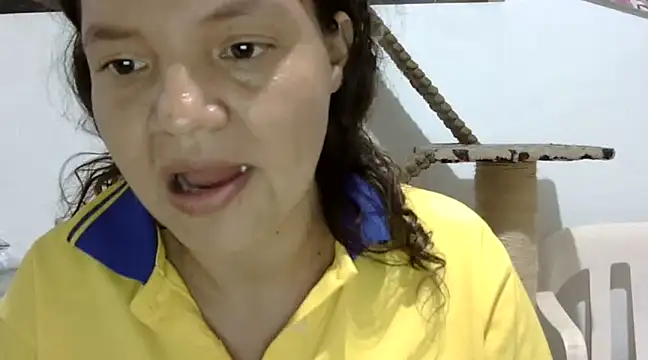 Snapshot of ElizabethMartinez chatting on 02-25-25, 10:39 ElizabethMartinez online show from 02-25-25, 10:39