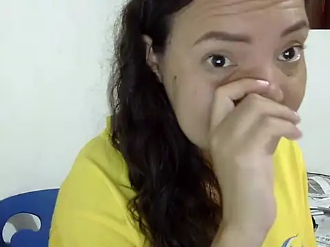 Snapshot of ElizabethMartinez chatting on 09-16-25, 05:25 ElizabethMartinez online show from 09-16-25, 05:25