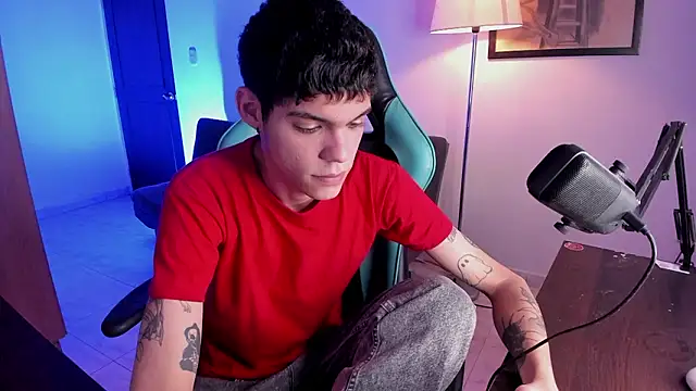 Varya Ferreira online show from 02-03-26, 03:04