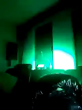 Snapshot of Crystalbitchx chatting on 01-31-25, 01:54 Crystalbitchx online show from 01-31-25, 01:54