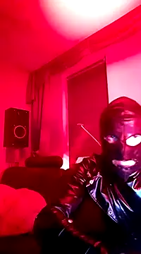 Snapshot of Crystalbitchx chatting on 03-02-25, 01:58 Crystalbitchx online show from 03-02-25, 01:58