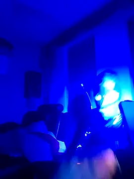 Snapshot of Crystalbitchx chatting on 12-22-25, 12:29 Crystalbitchx online show from 12-22-25, 12:29