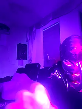 Snapshot of Crystalbitchx chatting on 01-12-26, 01:55 Crystalbitchx online show from 01-12-26, 01:55