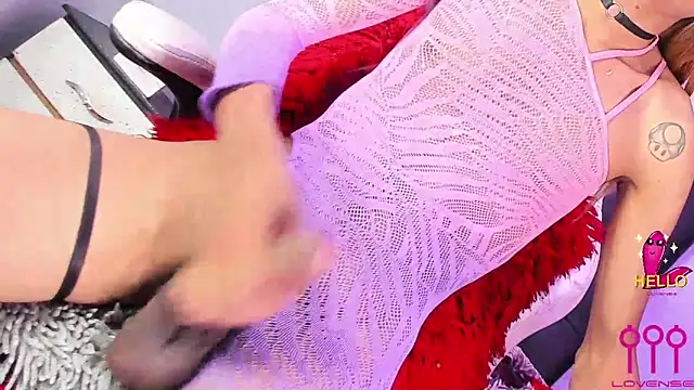 Snapshot of devorahorney chatting on 03-11-25, 10:29 devorahorney online show from 03-11-25, 10:29