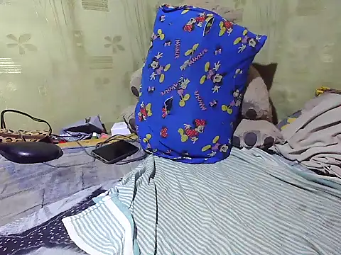 Alora-shine online show from 02-04-25, 02:39