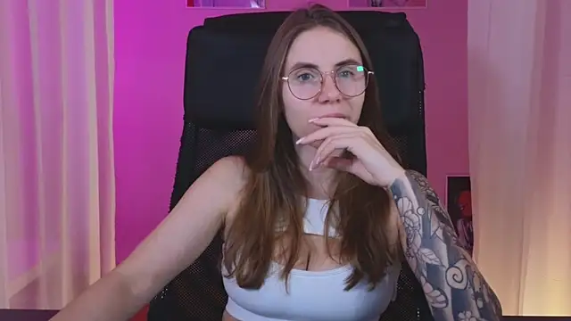  AnnaStark  online show from 01-15-25, 08:26