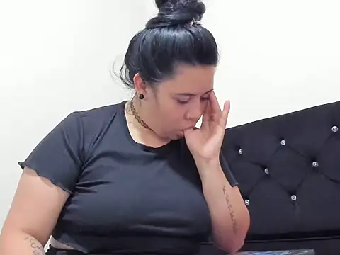 emely garcia online show from 03-13-25, 04:23