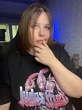 XNirvanaX online show from 10-31-25, 05:08