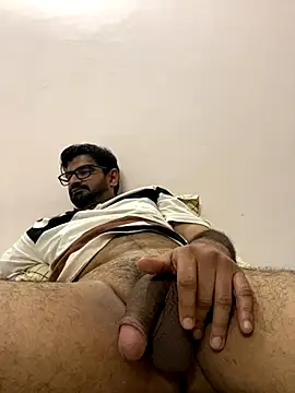 Snapshot of the_indian_dick_u_want chatting on 10-24-25, 12:23 the indian dick u want online show from 10-24-25, 12:23