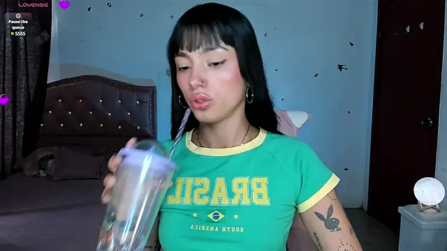 Lizzie corner v online show from 01-07-25, 05:20