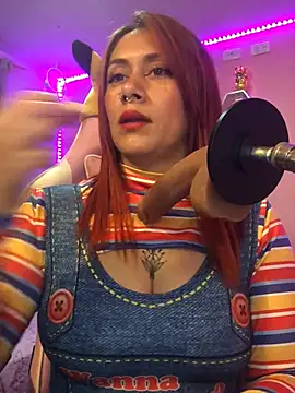 Luna Paris  online show from 02-25-25, 01:17