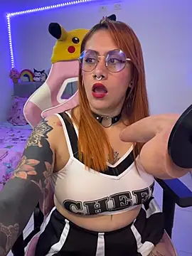 Luna Paris  online show from 04-17-26, 11:19