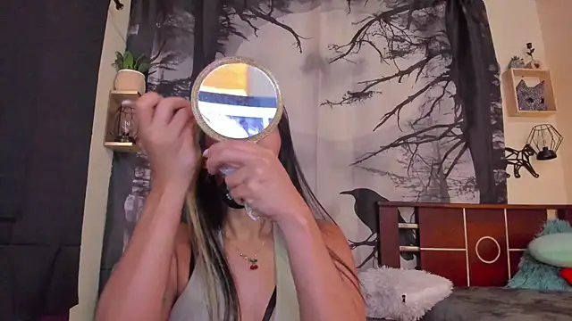 Snapshot of annyluna1 chatting on 01-10-26, 08:21 annyluna1 online show from 01-10-26, 08:21