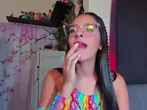 annyluna1 online show from 05-12-26, 07:33