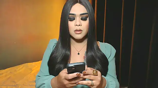 Snapshot of VictoriaEliz chatting on 12-26-24, 08:39 VictoriaEliz online show from 12-26-24, 08:39