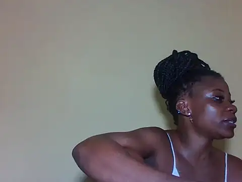 Snapshot of Sweetbaby004 chatting on 05-18-26, 08:36 Sweetbaby004 online show from 05-18-26, 08:36