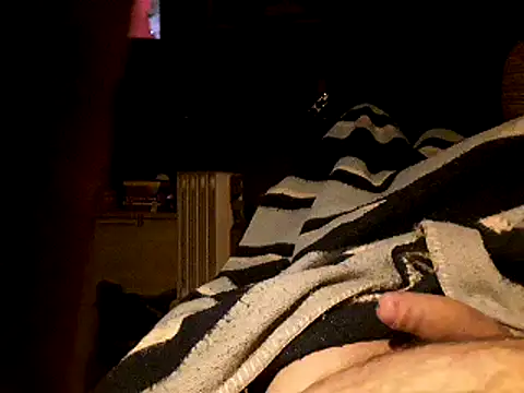 ciruelo1 online show from 11-08-25, 09:46