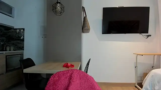 Snapshot of alexademie1 chatting on 12-28-24, 09:08 alexademie1 online show from 12-28-24, 09:08