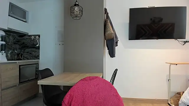 Snapshot of alexademie1 chatting on 01-15-25, 09:30 alexademie1 online show from 01-15-25, 09:30