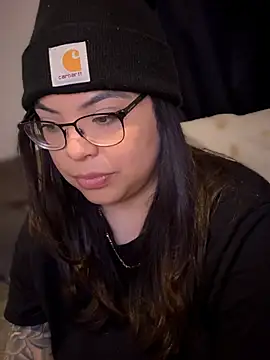 Snapshot of drizzypeach602 chatting on 02-01-26, 04:11 drizzypeach602 online show from 02-01-26, 04:11