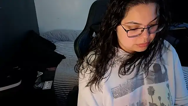 drizzypeach602 online show from 04-22-26, 02:47